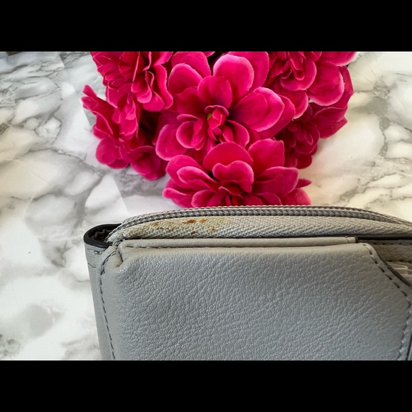 BRAND NEW! Naturalizer Wristlet Wallet Grey - Picture 2 of 12